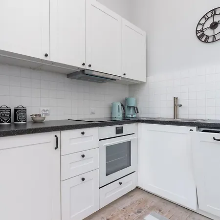 Modern Colorful In Kazimierz By Renters