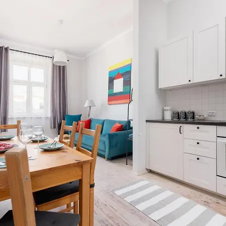 Modern Colorful In Kazimierz By Renters 아파트