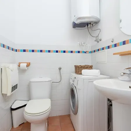 Modern Colorful In Kazimierz By Renters Cracóvia